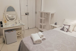 White Room Garibaldi