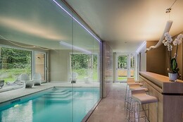 Utopia Hotel Mons