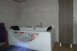 Maison Elizondoa SARL