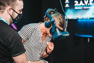 Een sessie virtual reality voor 4 bij RAVEN Zaventem (Zaventem - Vlaams-Brabant)