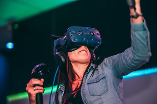 Een sessie virtual reality voor 4 bij RAVEN Zaventem (Zaventem - Vlaams-Brabant)